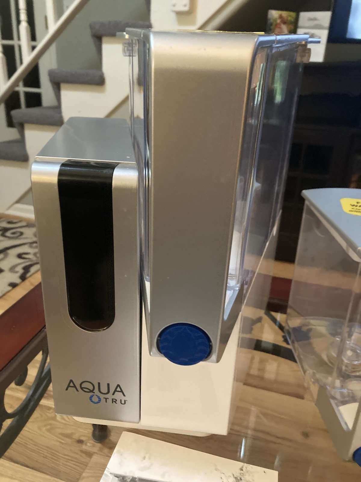 AquaTru Countertop Reverse Osmosis Water Purifier System AT2010 W/Extra Tank