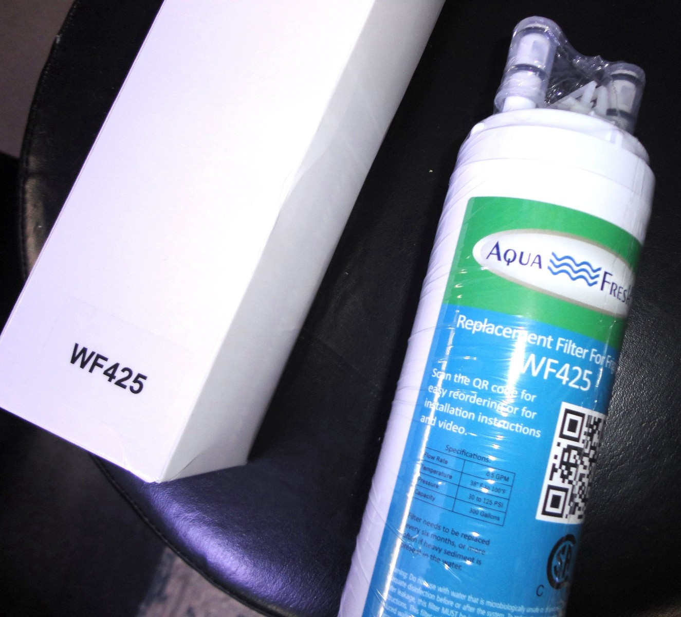 Aqua Fresh WF425 Refrigerator Water Filter Replacement For Frigidaire WF3CB