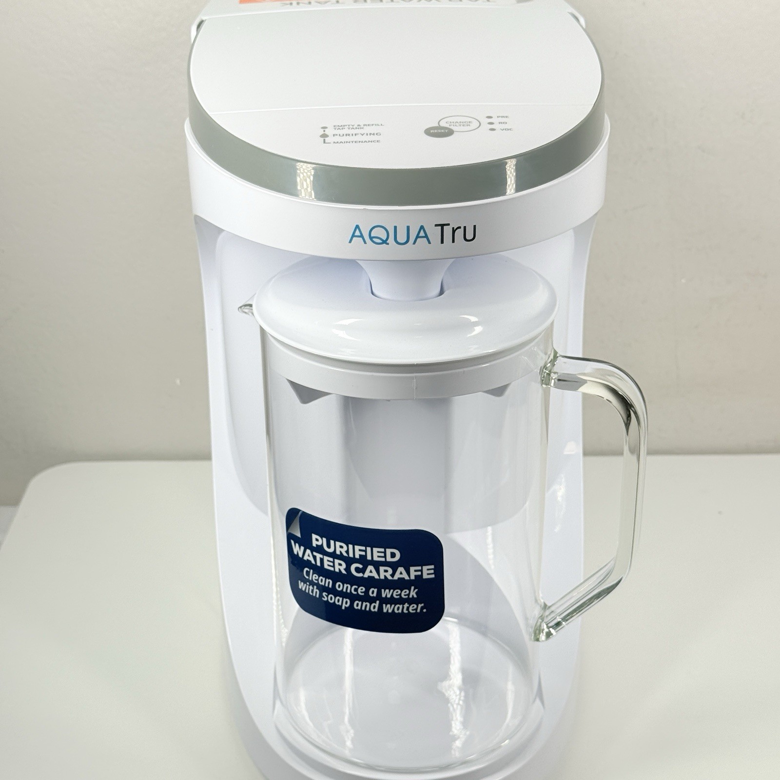 AQUATRU Carafe Countertop Reverse Osmosis Water Purifier No Filters Comes In Box