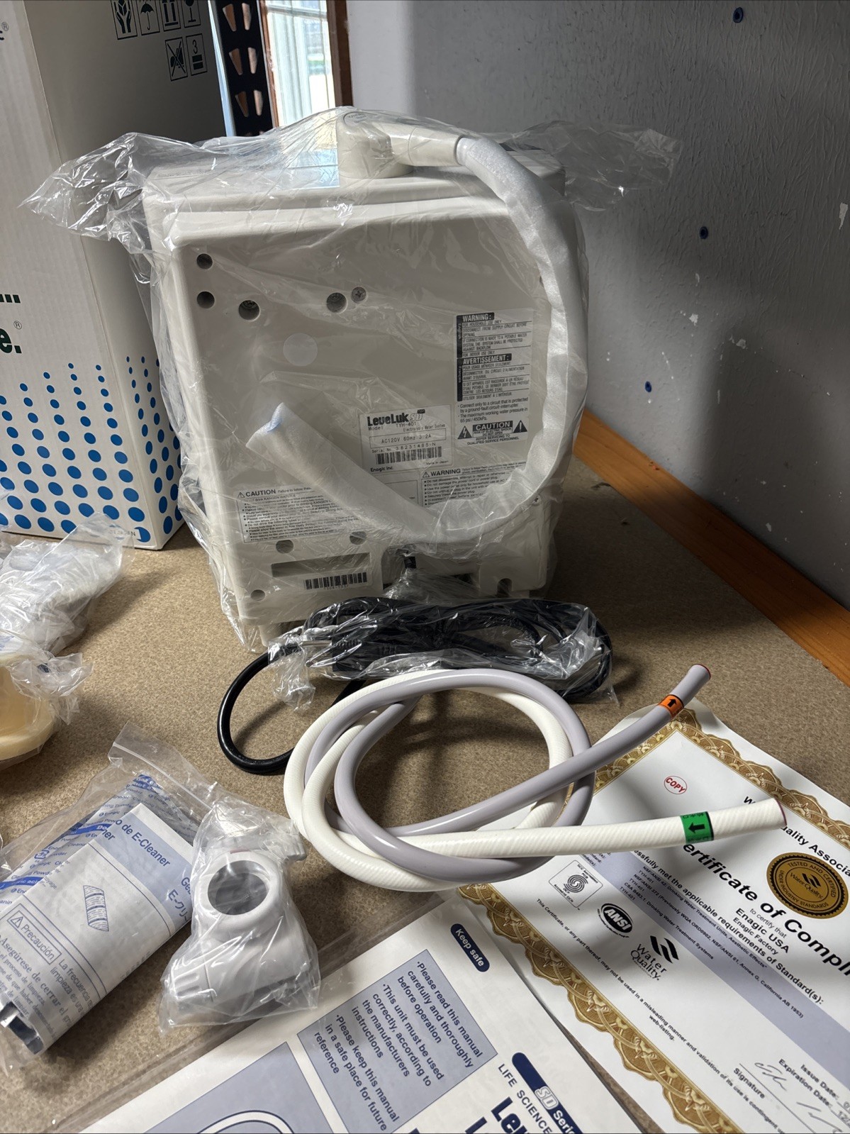 Kangen Enagic Leveluk SD501 Platinum Water Ionizer Filter Machine!! NEW!!