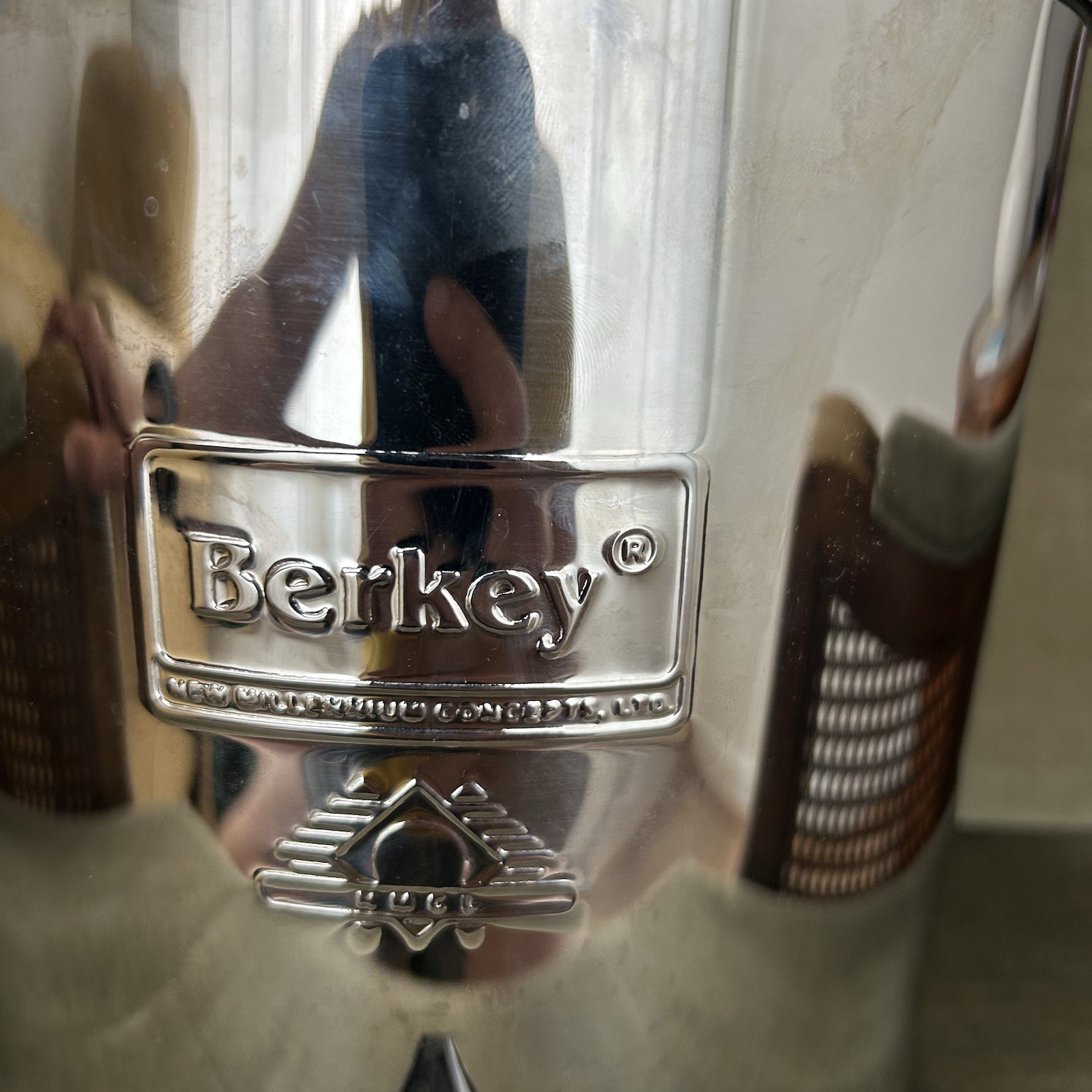 Big Berkey Water Filter System 2.25 Gallon Stainless Steel No Stand W Filters