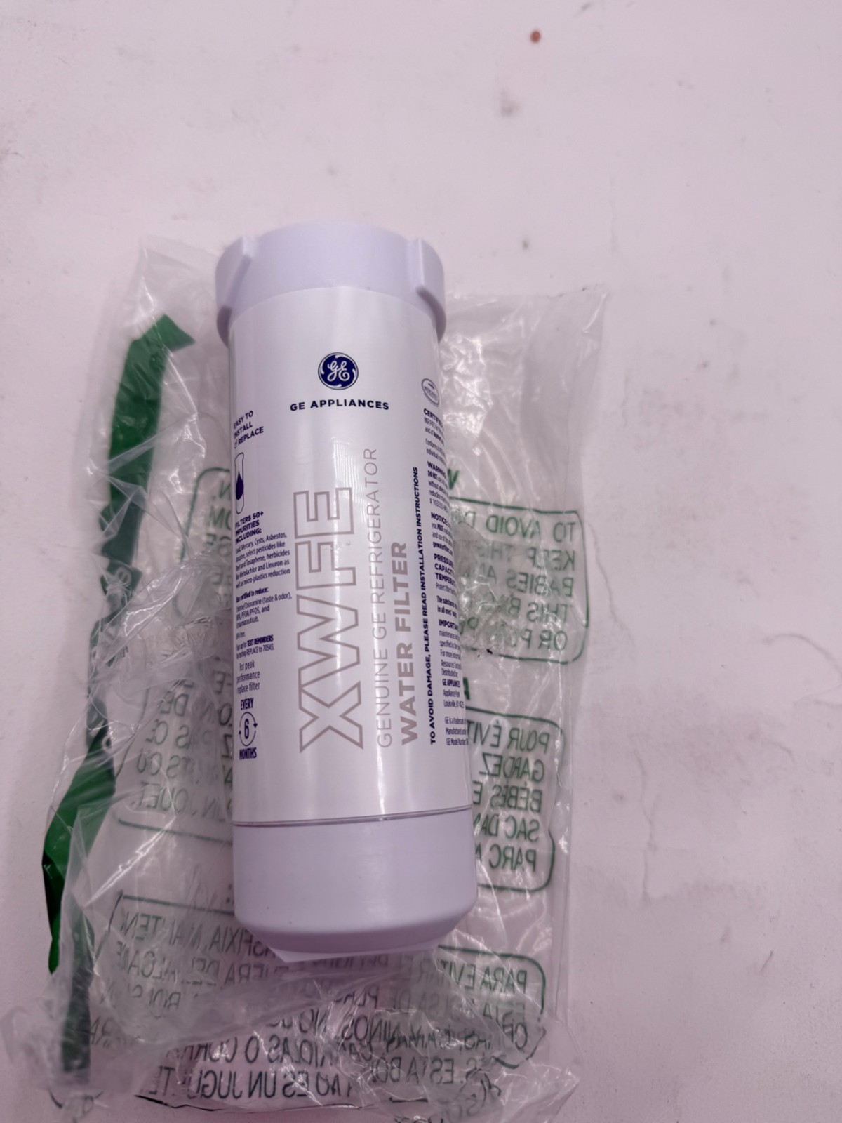 GE XWFE Refrigerator Water Filter, Genuine Replacement Filter, Certified to