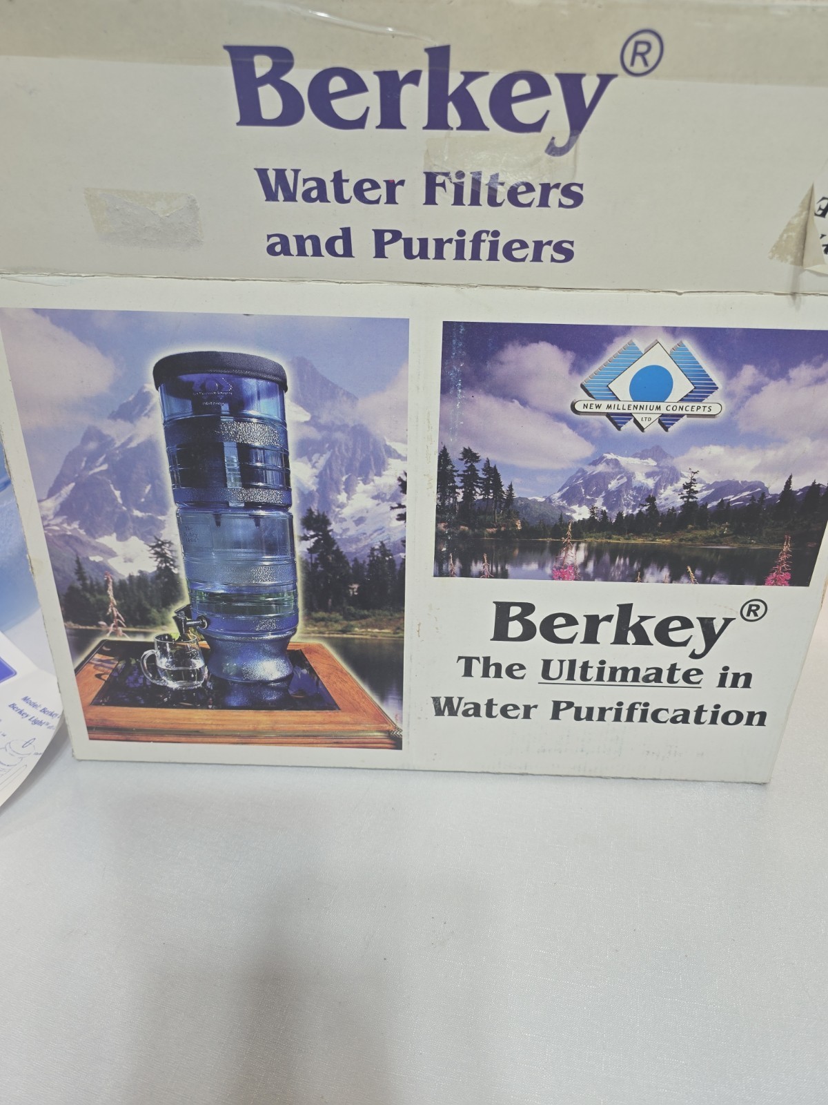 Berkey Light Water Filtration System W/2 Black Filter Elements ****READ***