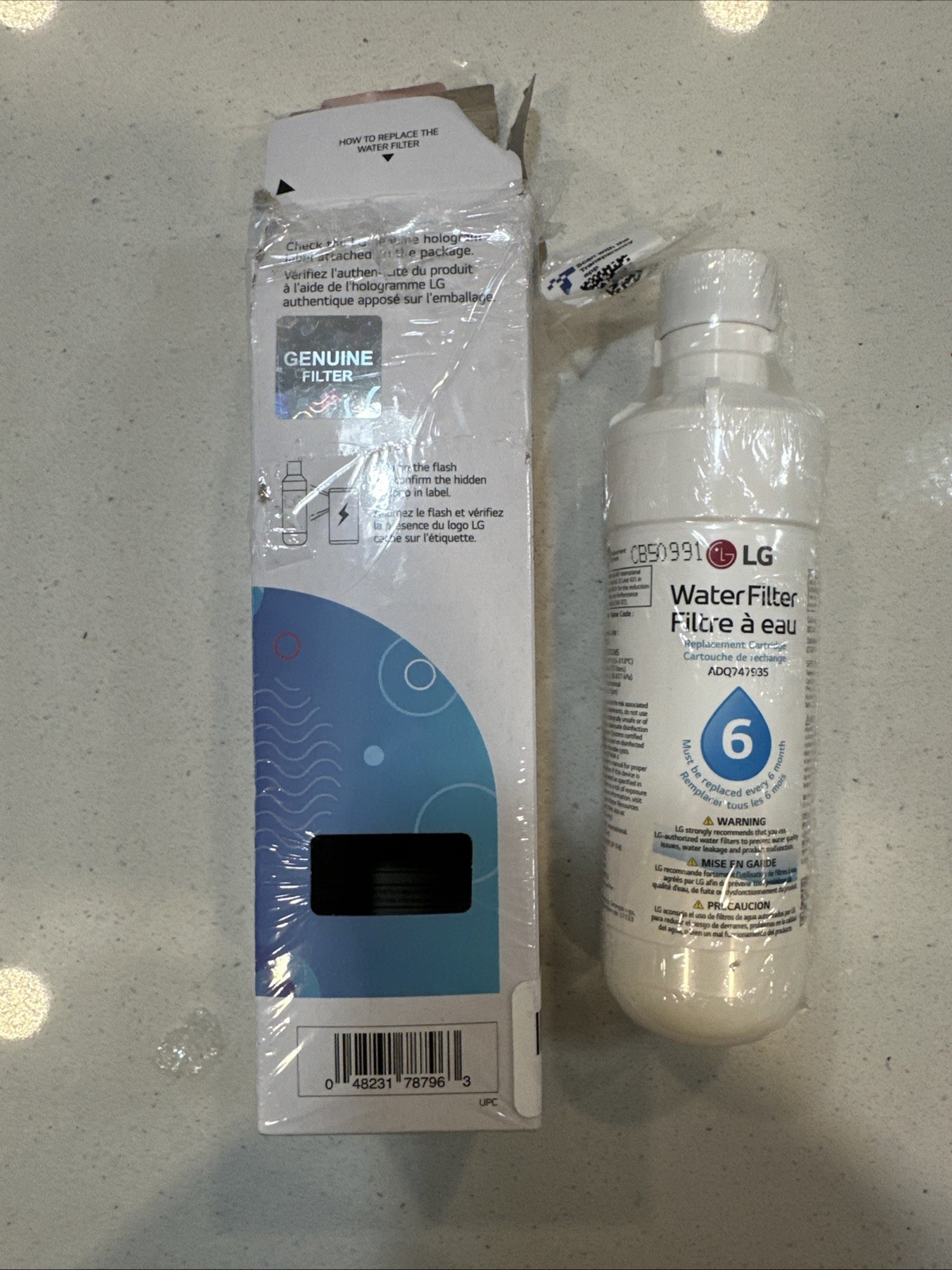 200 Gallon Capacity Refrigerator Water Filter Replacement ADQ74793501 White
