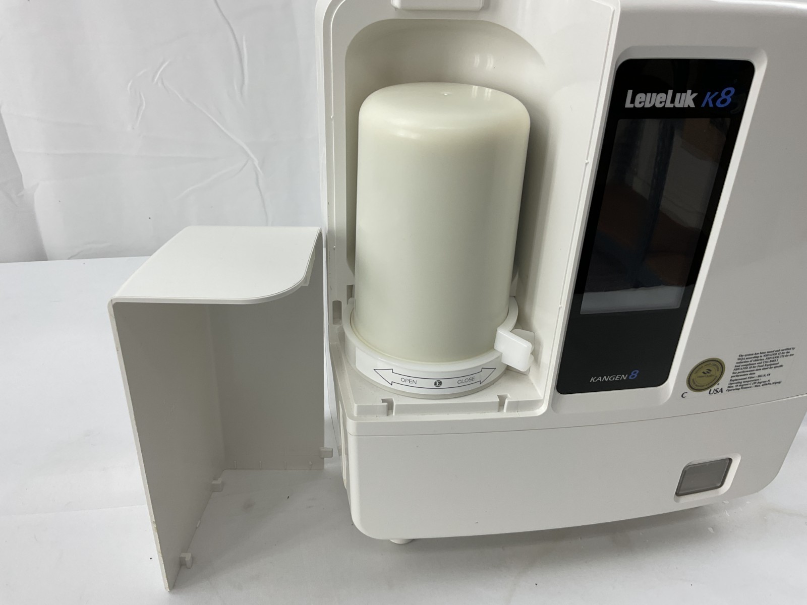 Enagic Leveluk K8 Kangen Water Ionizer 8-Plate Alkaline Antioxidant Machine