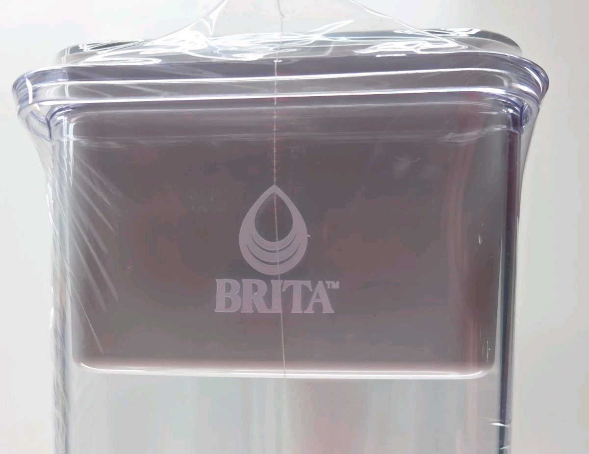 Brita UltraMax 27 Cup Large Water Filter Dispenser Fridge Purifier White/Gray