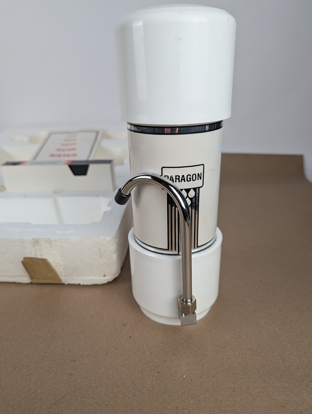 NOS 1989 Paragon CT-2 Water Filter Countertop Water Filter 15,000 Gallon White