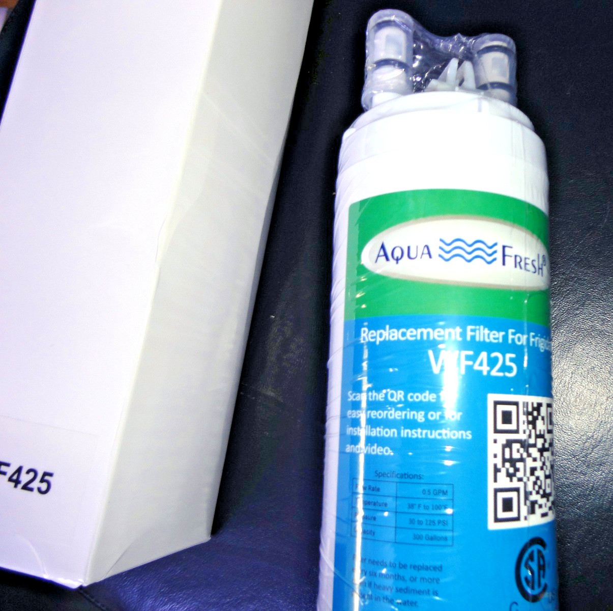 Aqua Fresh WF425 Refrigerator Water Filter Replacement For Frigidaire WF3CB