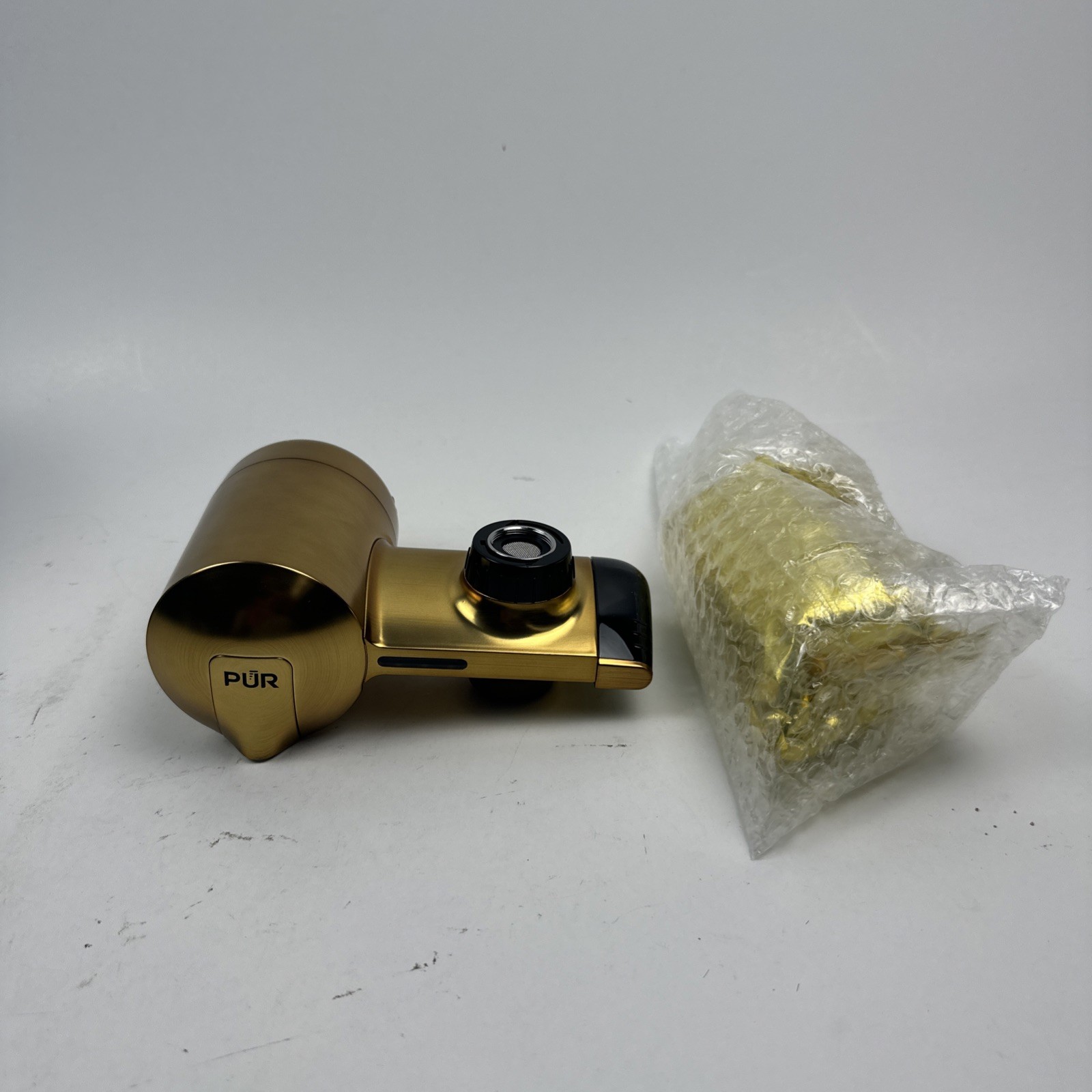 PUR Plus Brass PFM410F – Mineral Core Filter Faucet Filtration System *scratches