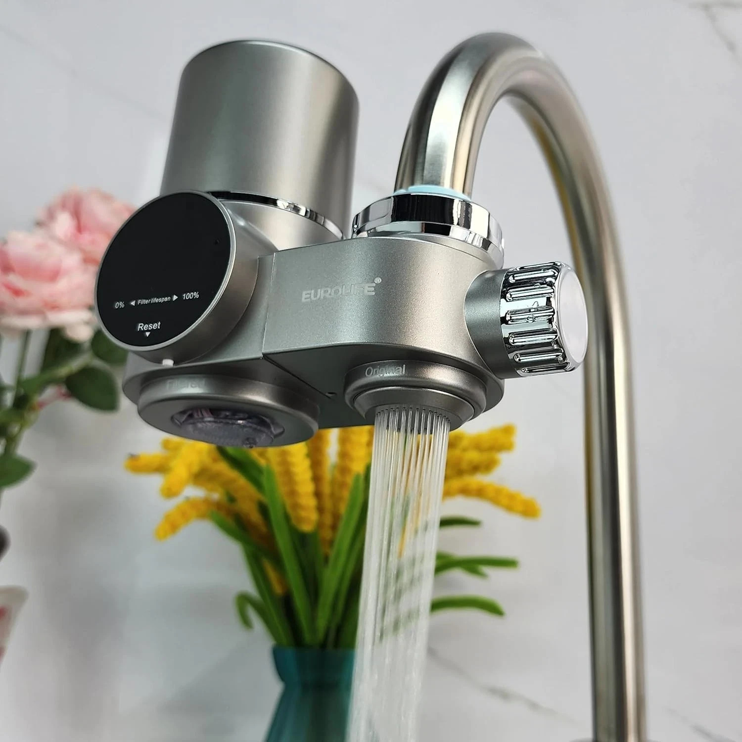 Combo , LED Sink Water Filter with UV Light and Real Time Filter Life Indicat…