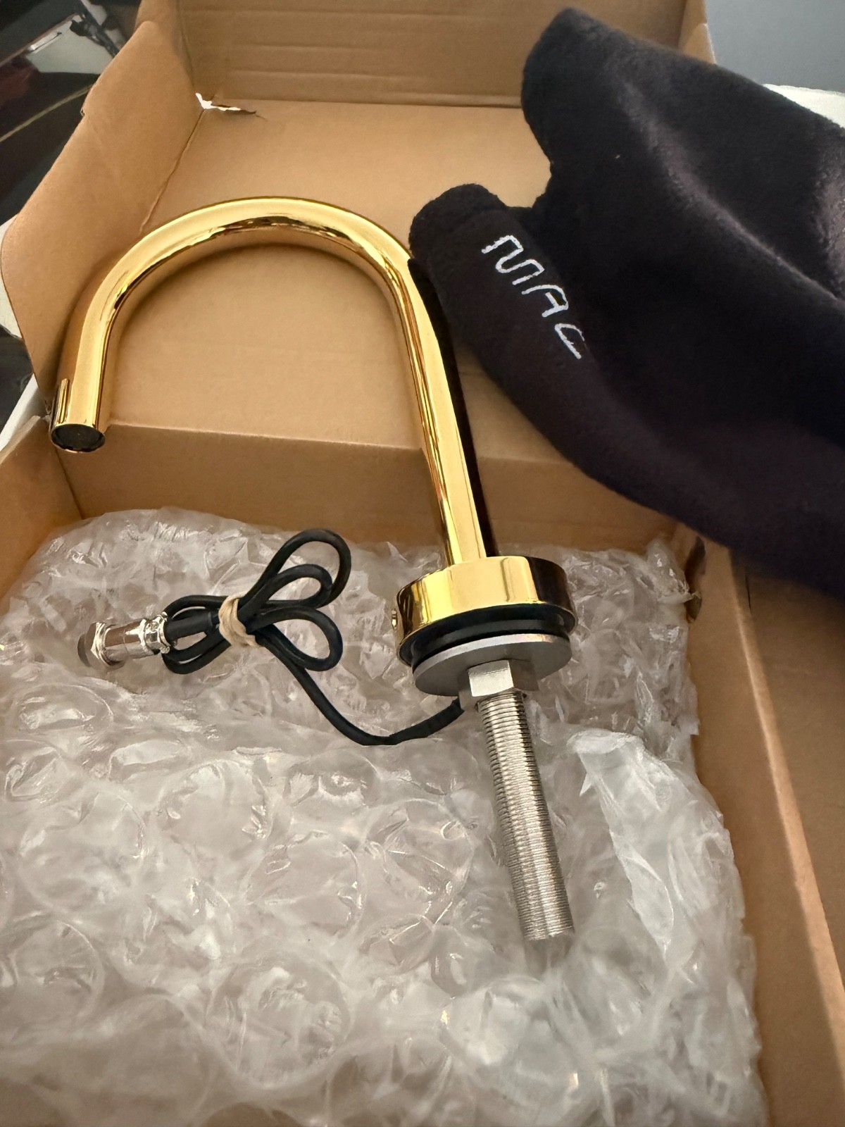 MAC Faucets FA400 Automatic Touchless Faucet – Polished Gold – New Open Box