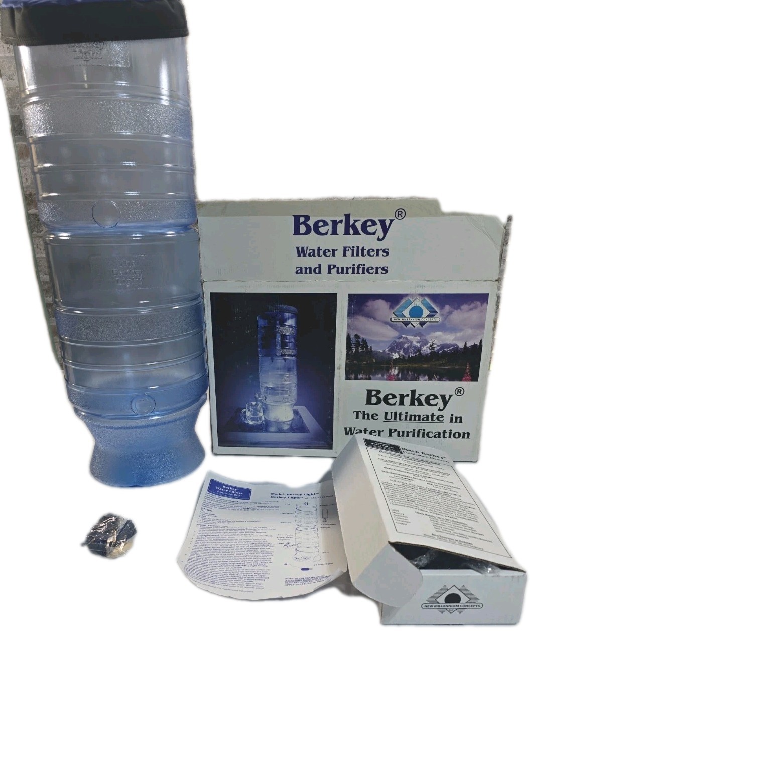Berkey Light Water Filtration System W/2 Black Filter Elements ****READ***
