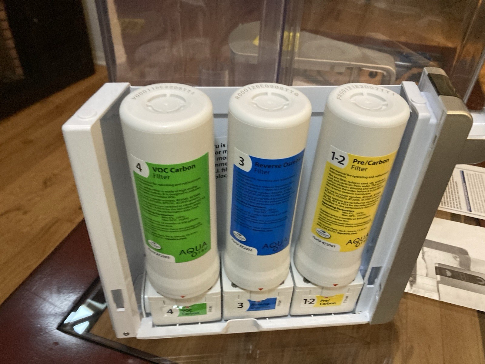 AquaTru Countertop Reverse Osmosis Water Purifier System AT2010 W/Extra Tank