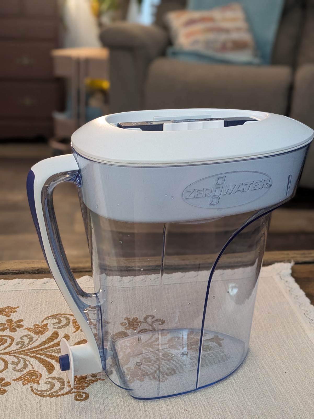 ZERO Water Filtration Pitcher w/ TDS Tester, Clear Blue White, Handle, Pour