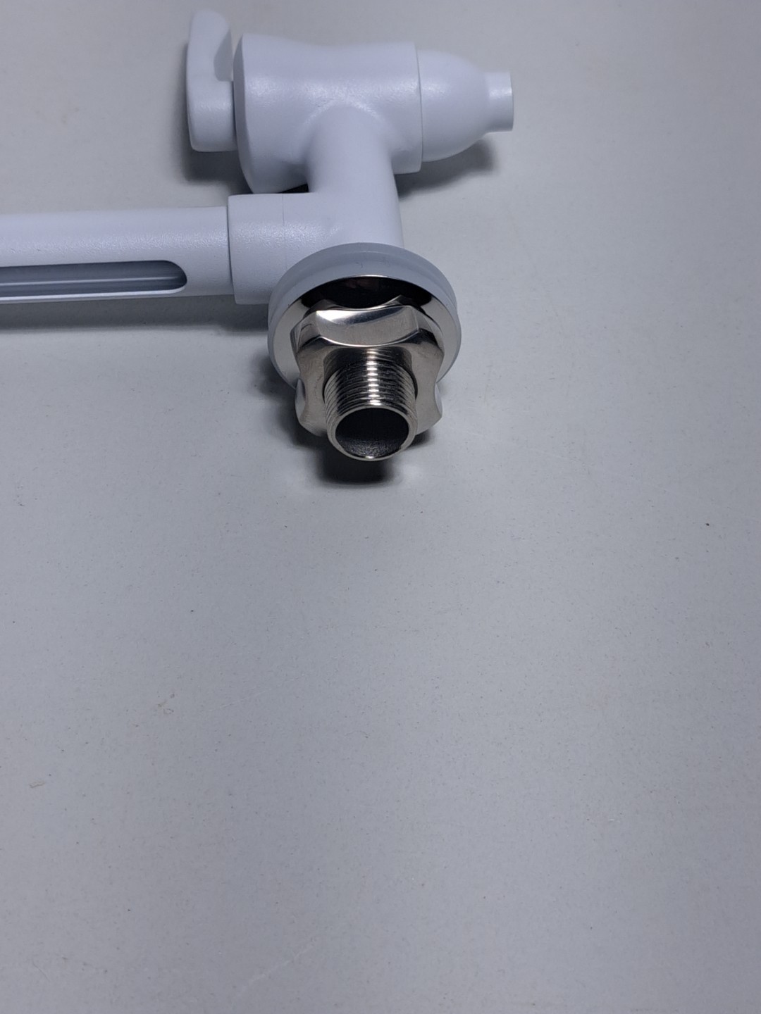 Boroux BX-SS-WVS-7-WH White Stainless Steel 7in Water Level Spigot
