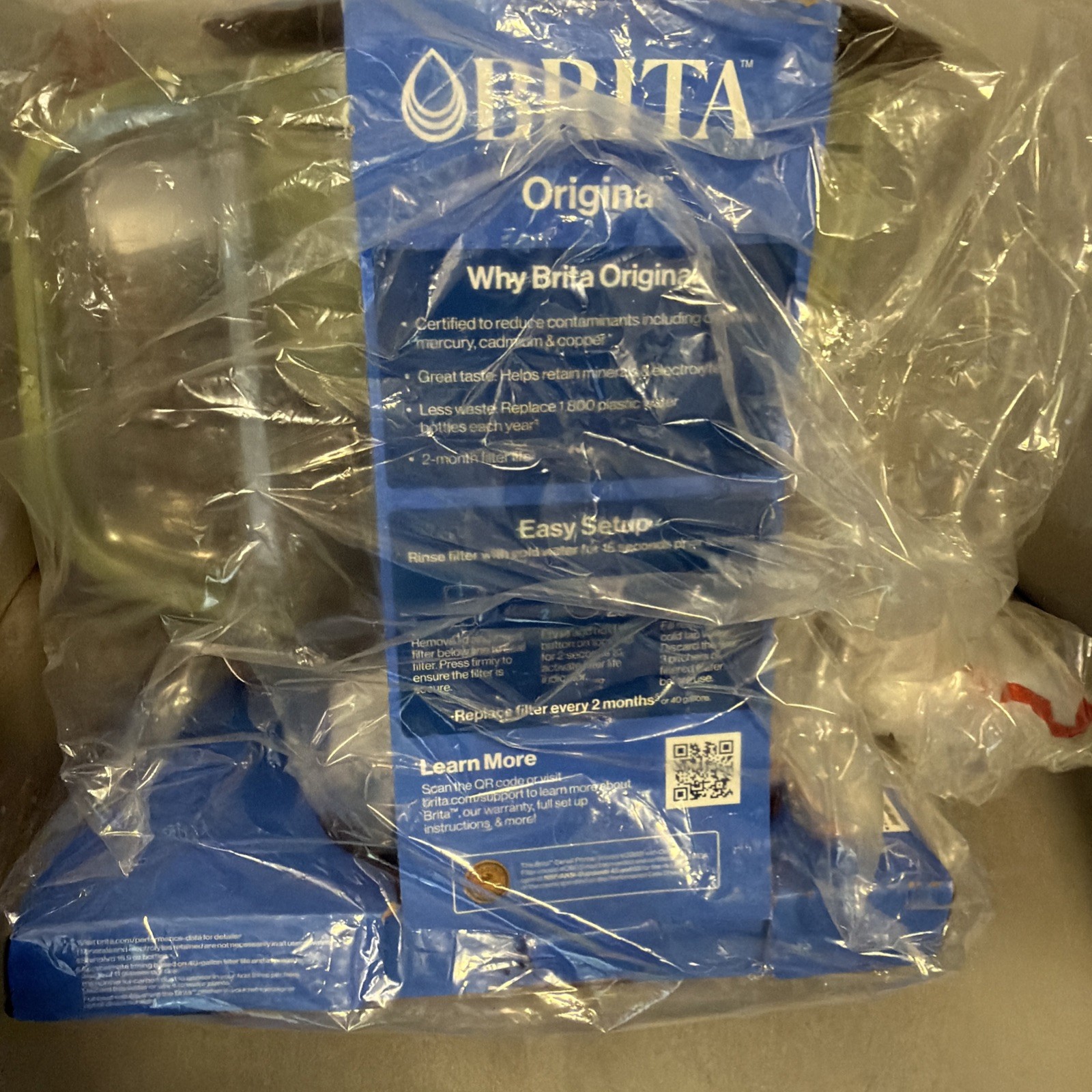 NEW Brita Walter Pitcher (Green) + Filter (NO ORIGINAL PACKAGING)