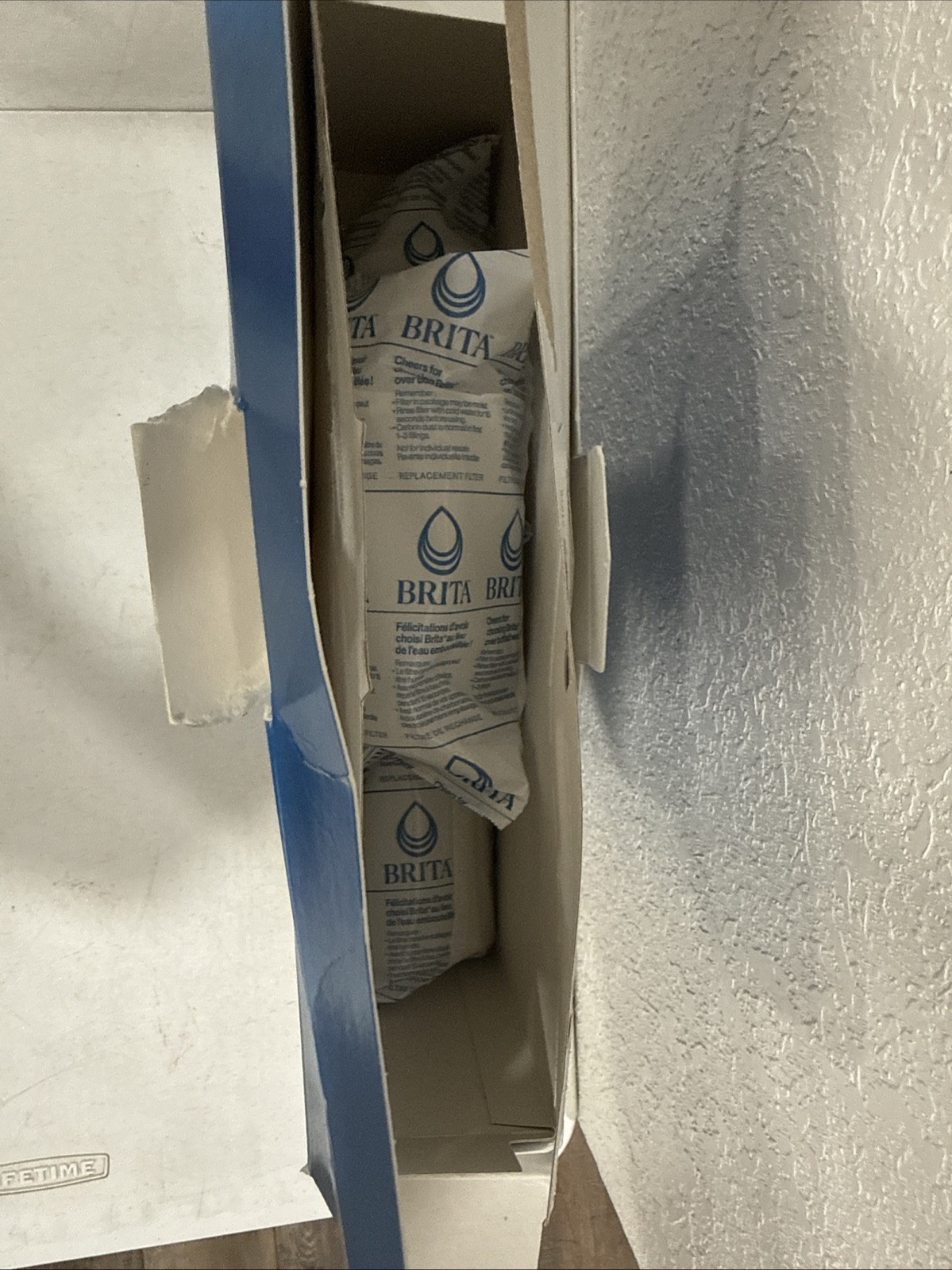 Brita 987554 Pitcher Replacement Filters – 8 Pack- Open Box- See Pictures