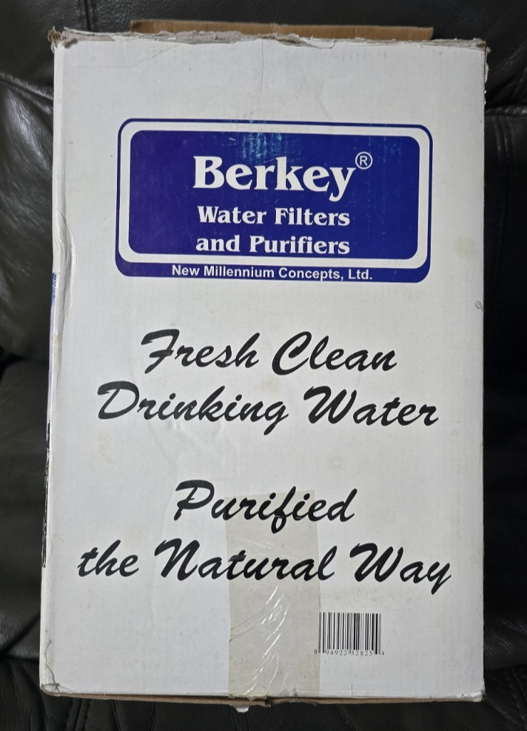Berkey Water Purification AISI 304 Stainless Steel 2.1 Gallon New Open Box