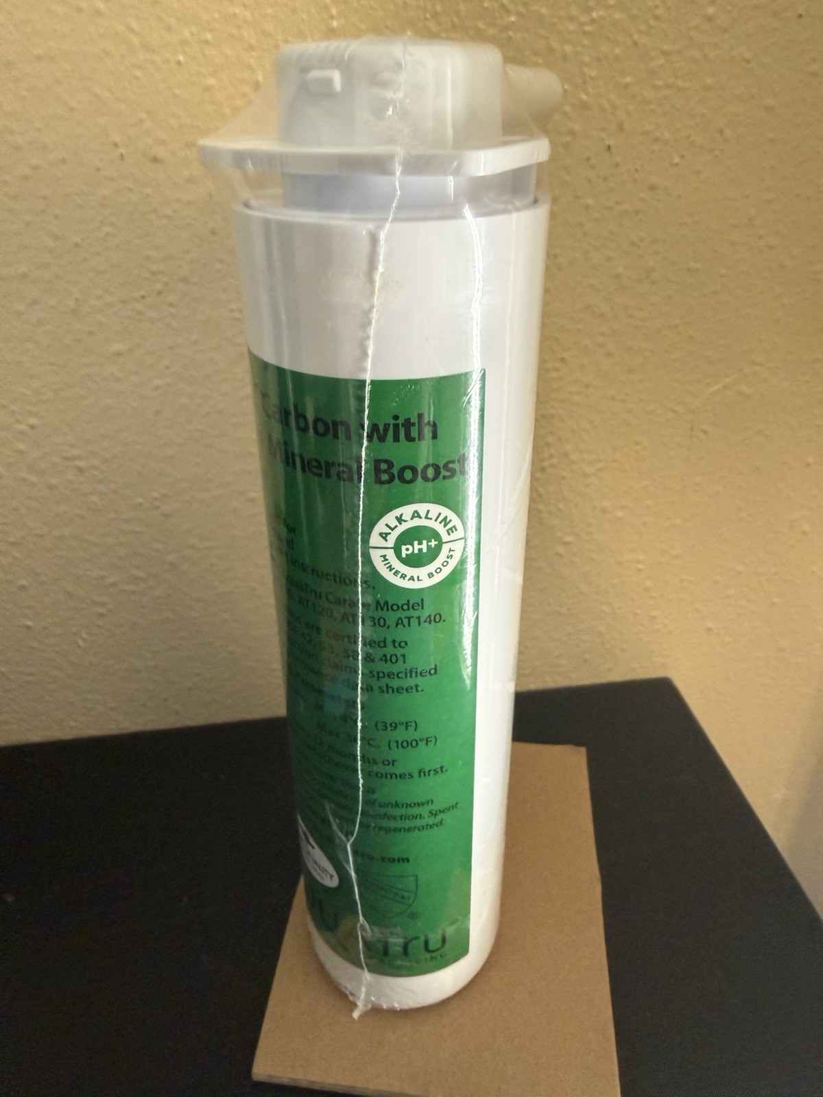 AquaTru Carafe Stage 4 Water Filter VOC Carbon w/pH+ Mineral Boost New Open Box