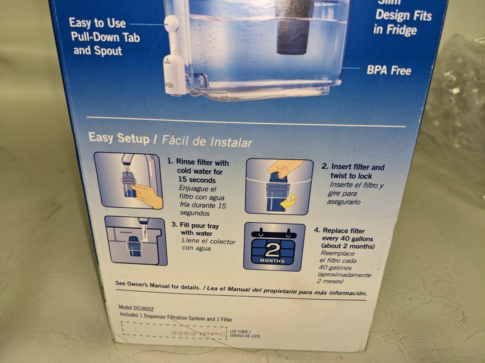 NEW PUR 30 Cup Water Dispenser Filtration System Blue/White DS1800Z (ZE)