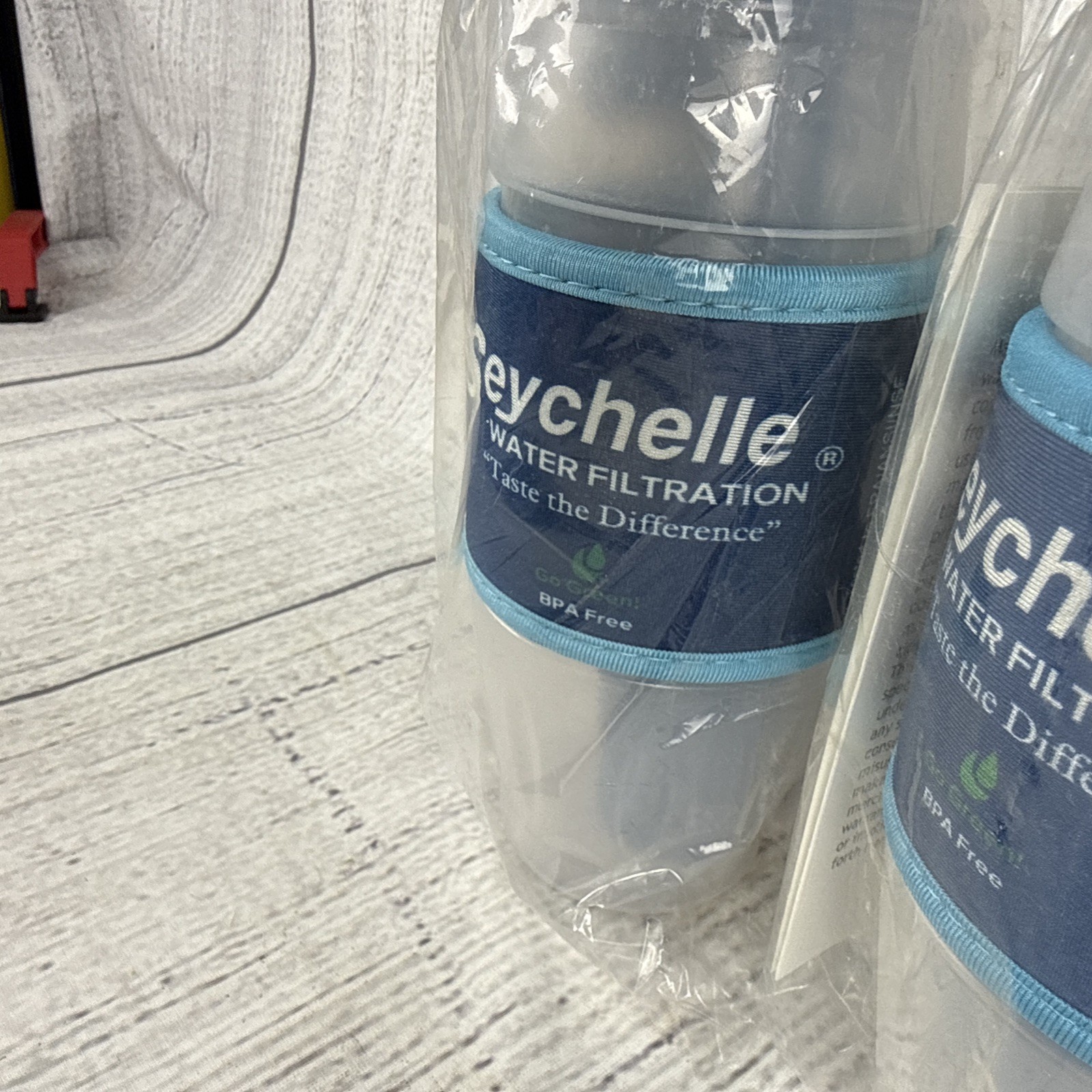 2 Seychelle Extreme 28oz Radiological Ionic Micron Flip Top Water Filter Bottle