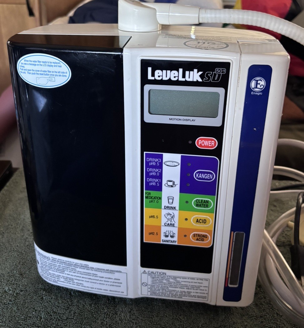 Kangen LeveLuk SD501 Water Ionizer Machine Alkaline Water