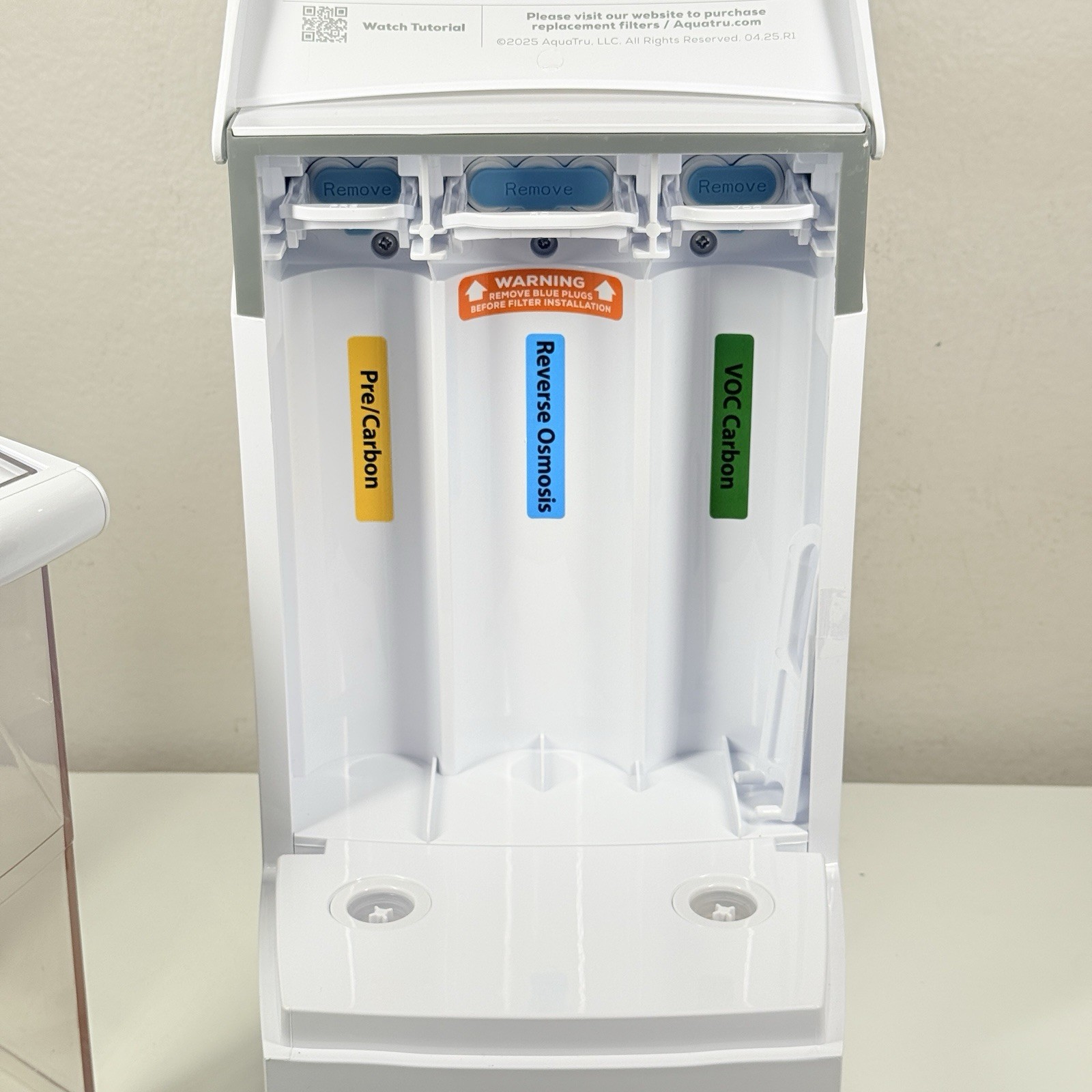 AQUATRU Carafe Countertop Reverse Osmosis Water Purifier No Filters Comes In Box