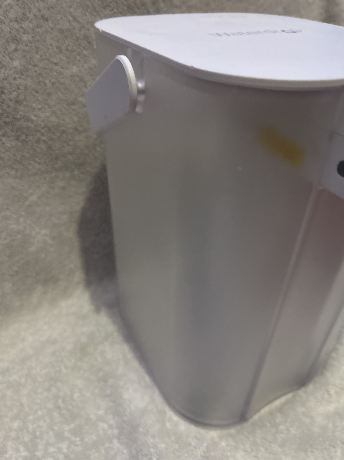 Waterdrop 98% Chloramine Reduction Electric Water Filter Pitcher, with 1 Filter