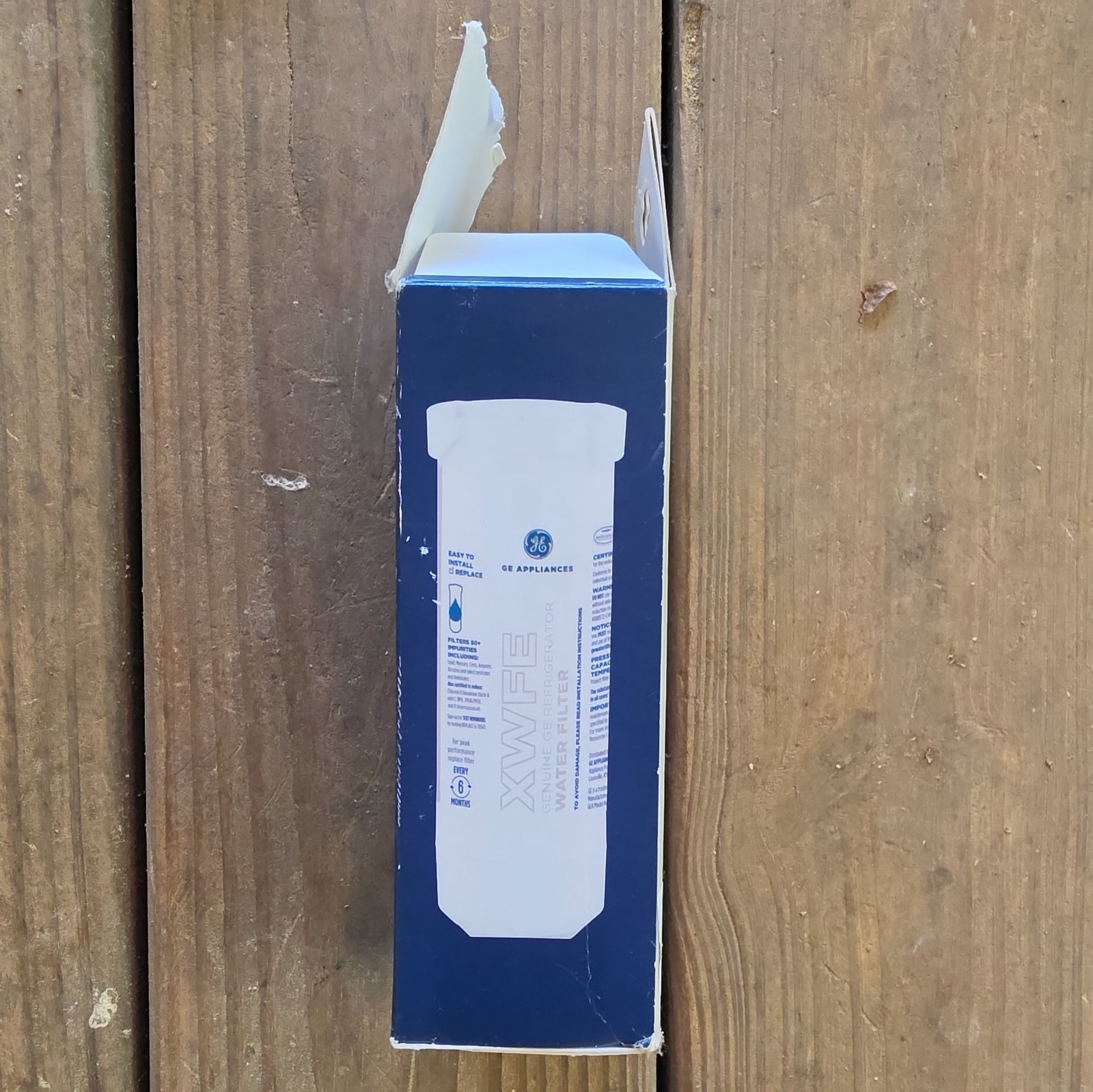 GE XWFE Refrigerator Water Filter – White New Without Chip/ NIB