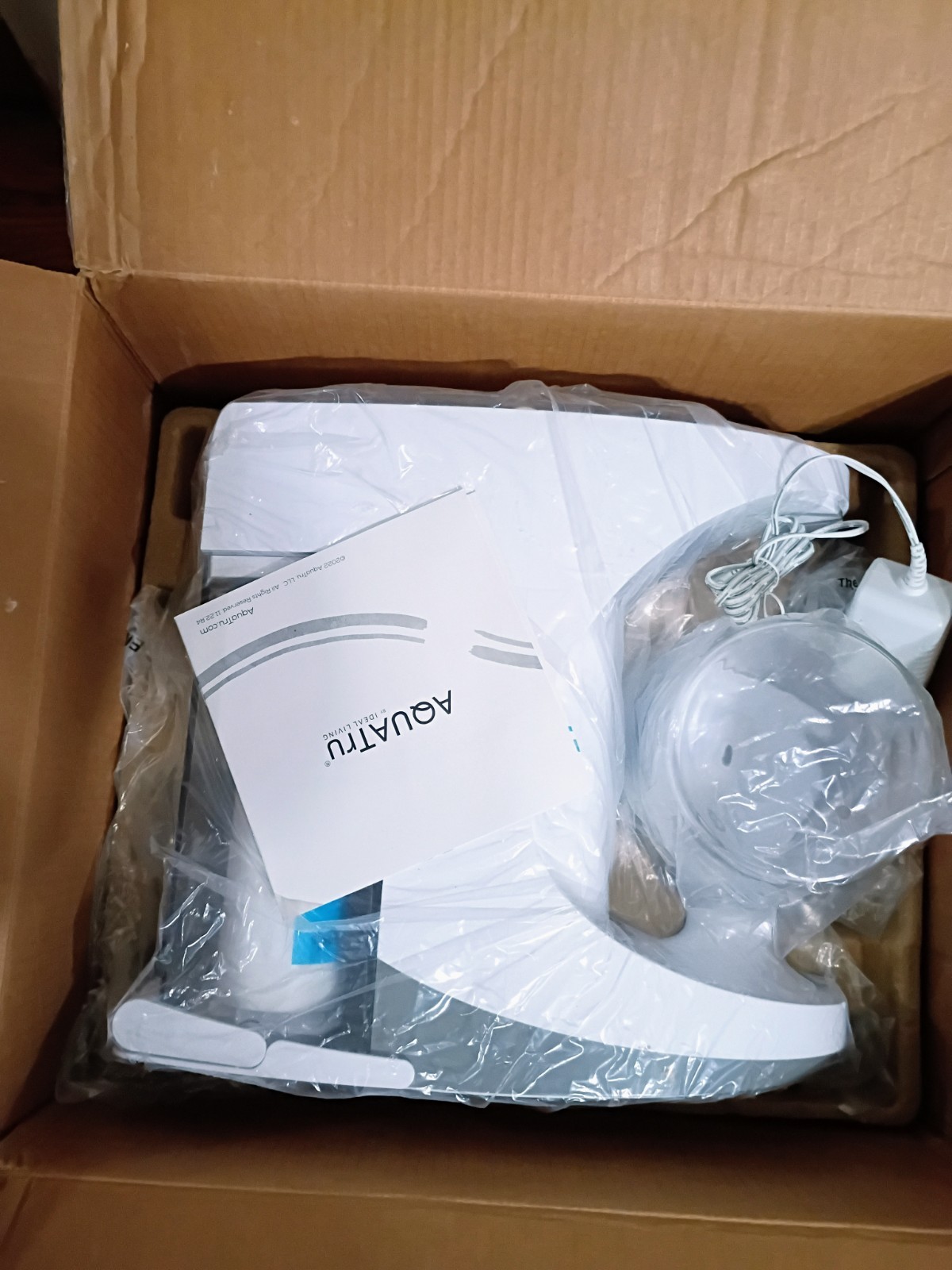 NEW AquaTru Carafe Countertop Water Purifier – Model AT100