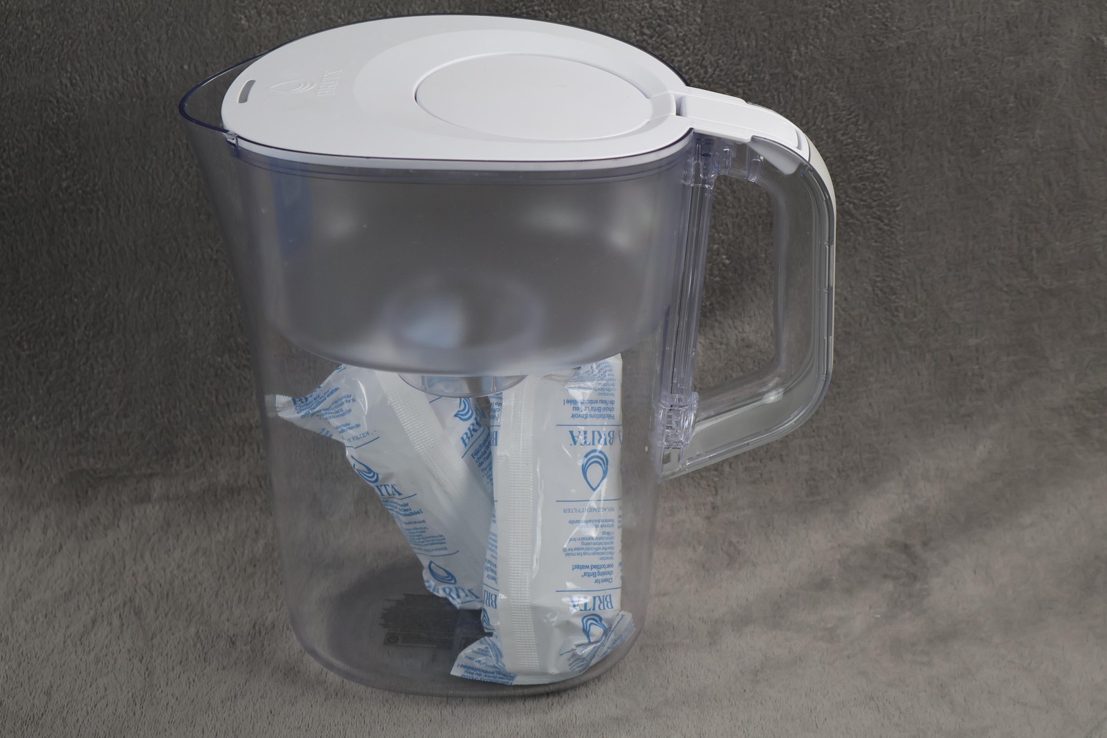 BRITA Maxtra+ 10 Cup Filter Jug White Includes 2 Filters Pitcher Dominican