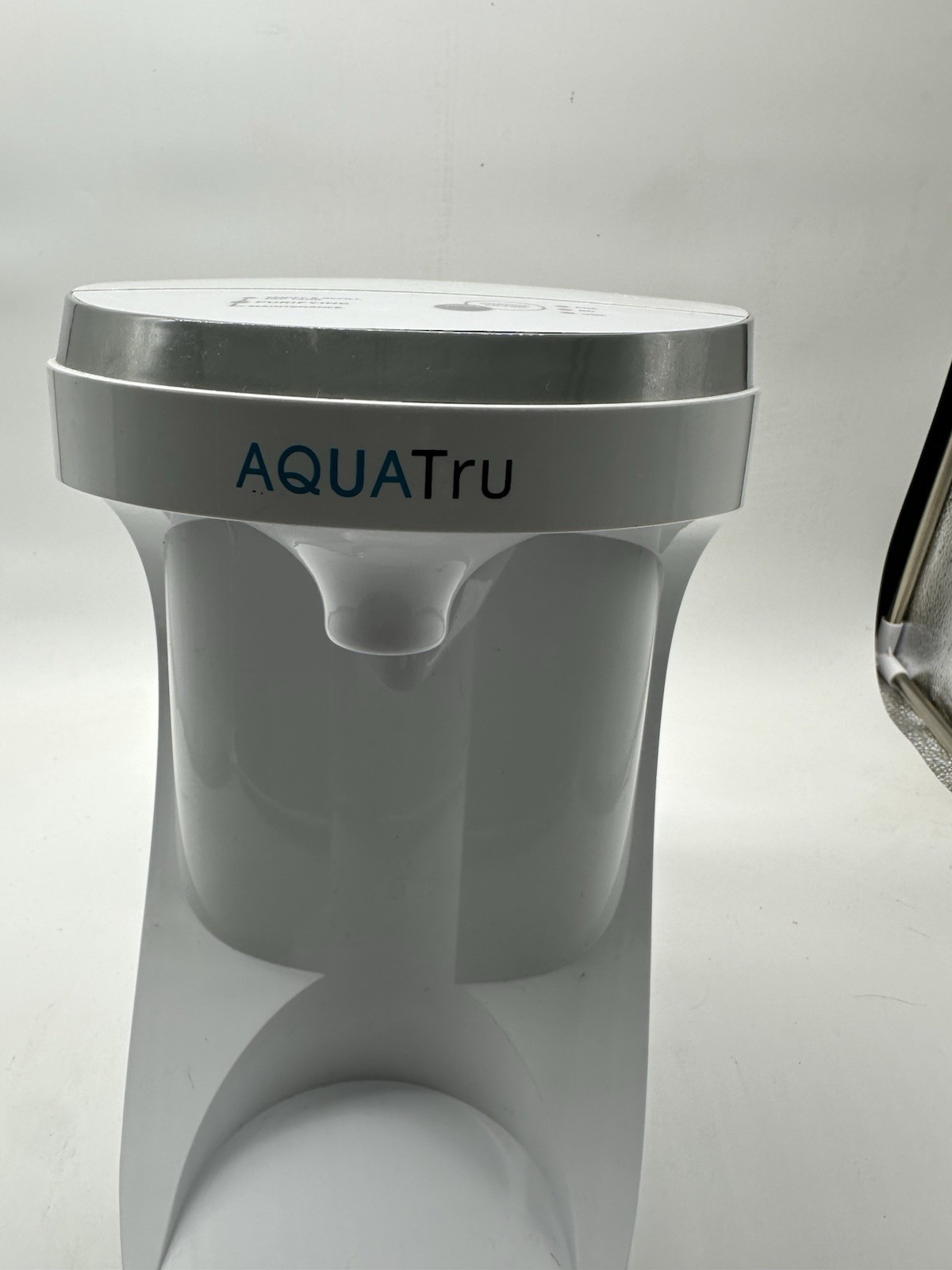 AQUATRU Carafe Reverse Osmosis Water Purifier with Filters Incomplete READ
