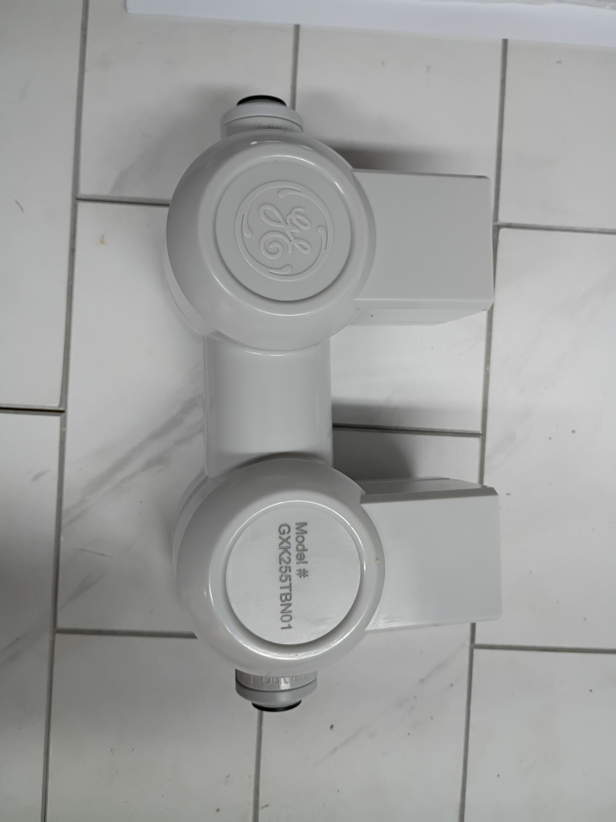GE Under Sink Dual Stage Water Filtration System with Faucet GXK255TBN