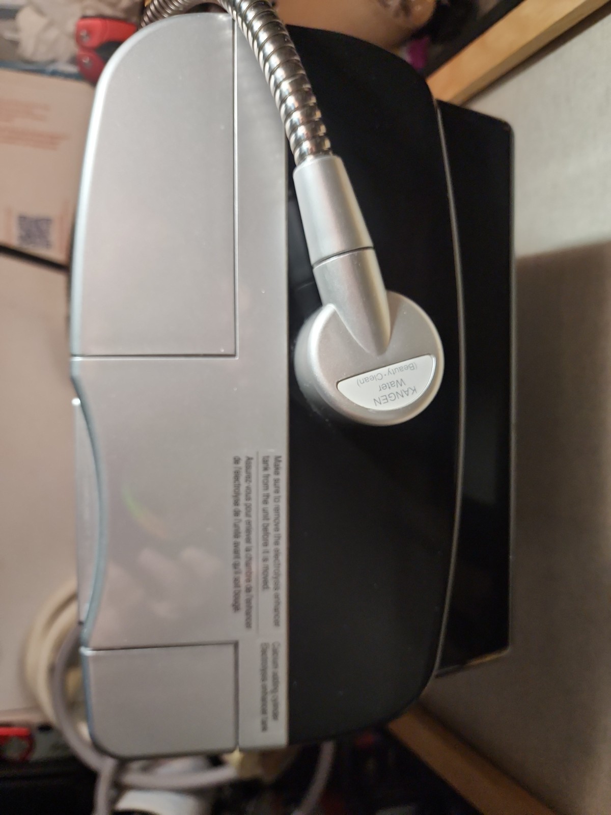 Enagic Leveluk SD501 Platinum Alkaline Ionizer Water Filter Silver