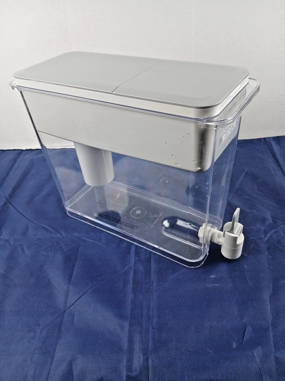 Brita Extra Large 27-Cup UltraMax Filtered Water Dispenser Gray Open Box