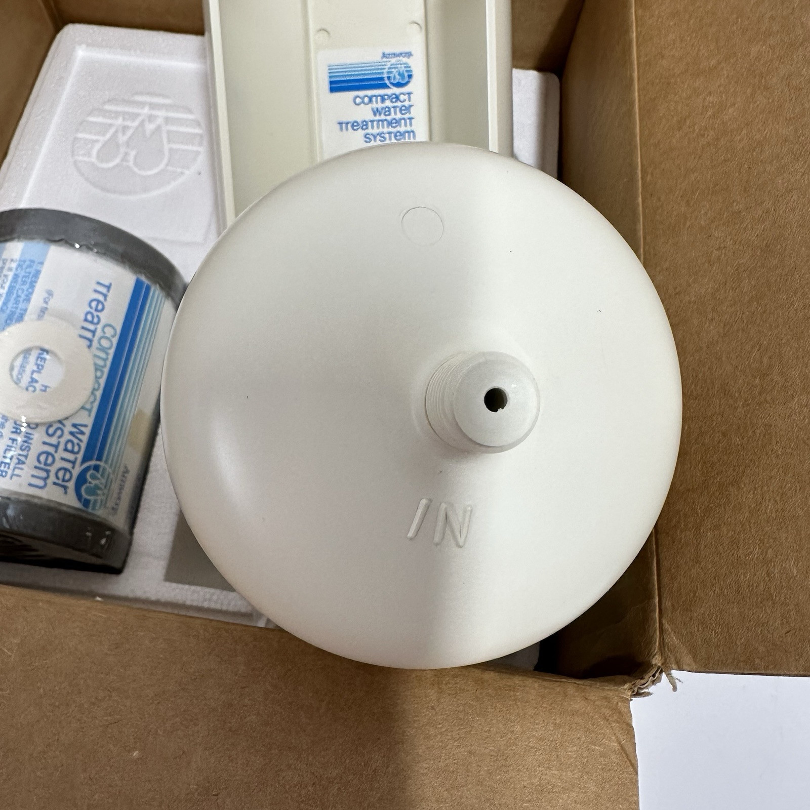 Amway E-9395 R2 Compact Water Treatment System with Sealed E-9396 Filter New